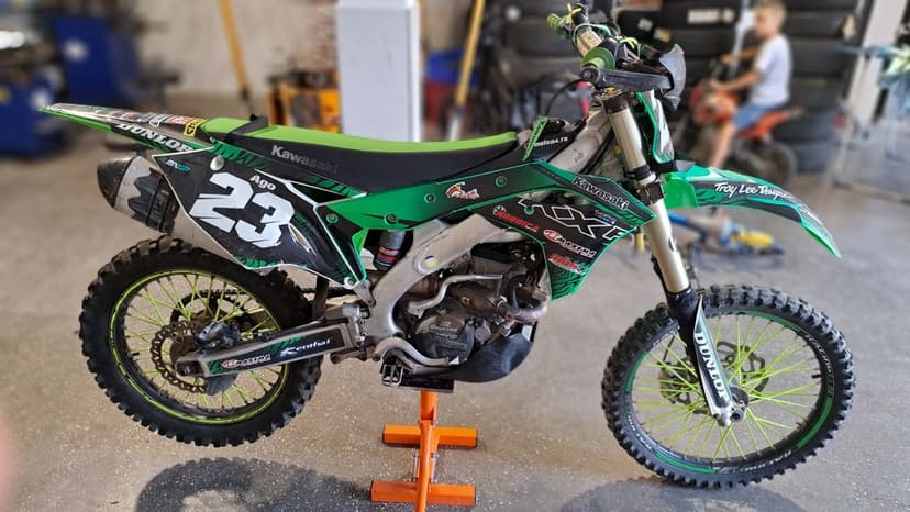 Vând kawasaki kx250f 2018