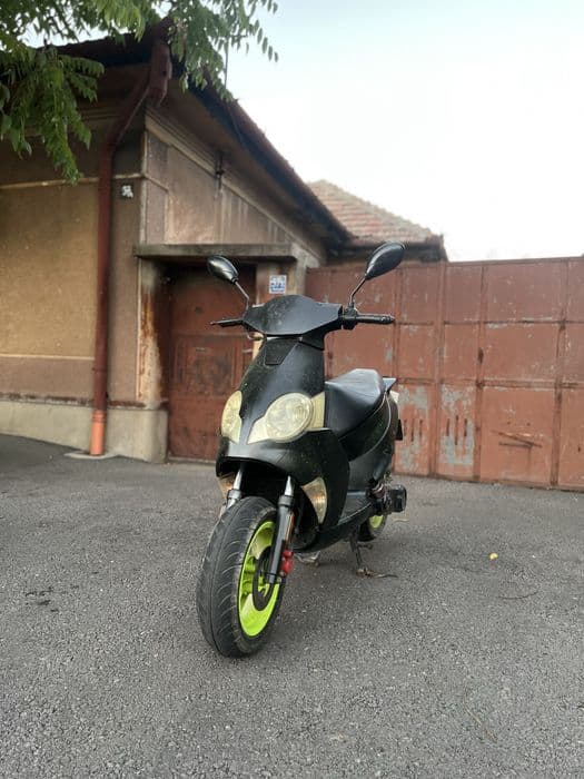 Scuter Generic ideo 50