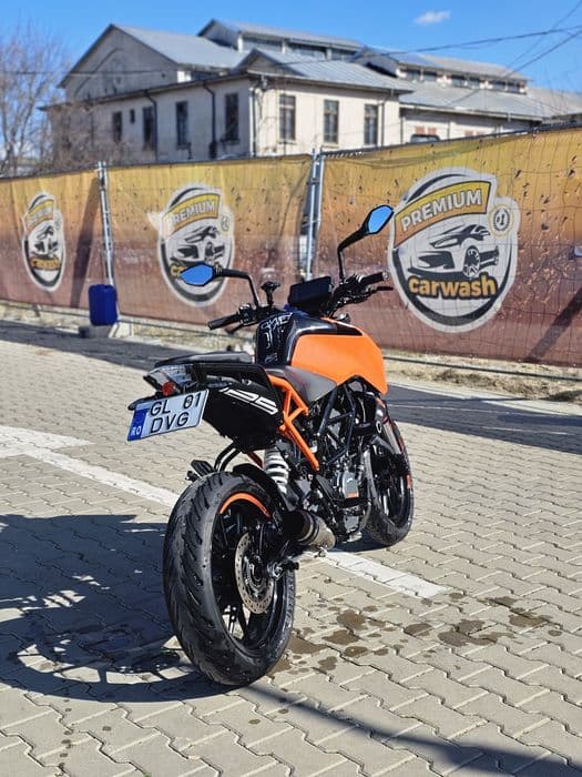 KTM DUKE 125cc 2020 34.000 km
