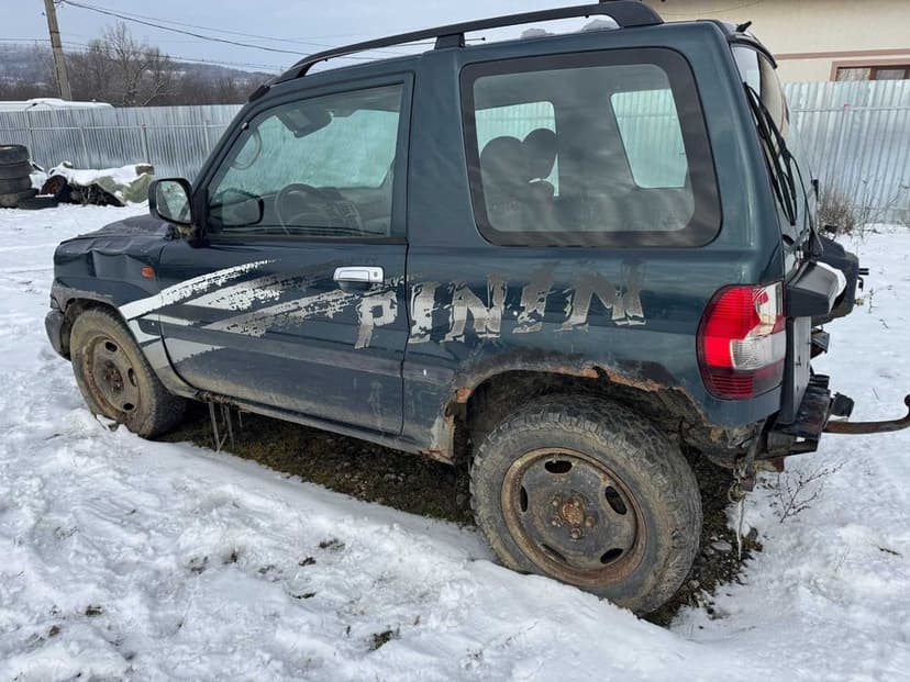 Dezmembrari Dezmembrez Piese piesa Dez Mitsubishi Pajero Pinin 2.0 GDI