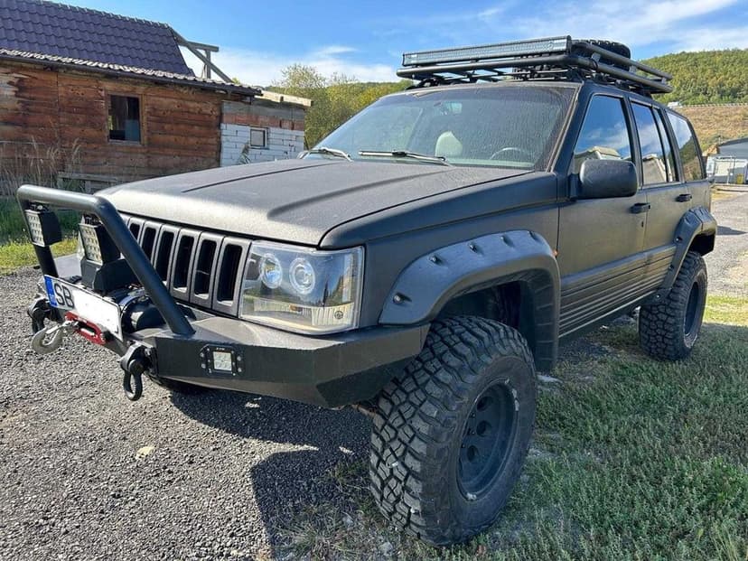 JEEP GRAND CHEROKEE V8 - offroad accept unele schimburi