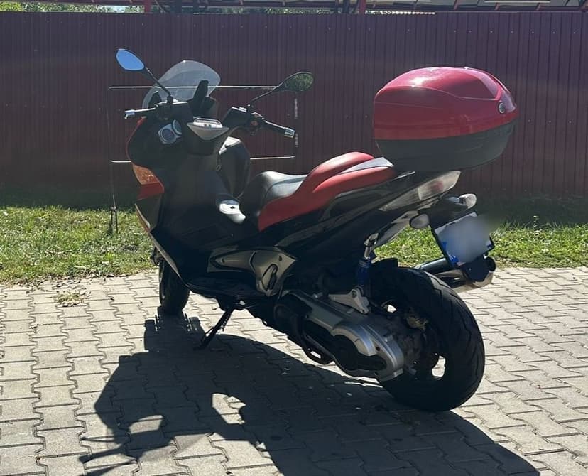 Gilera nexus 500