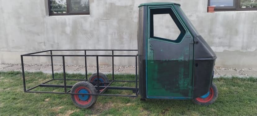 Cabina Piaggio Ape si sasiu.