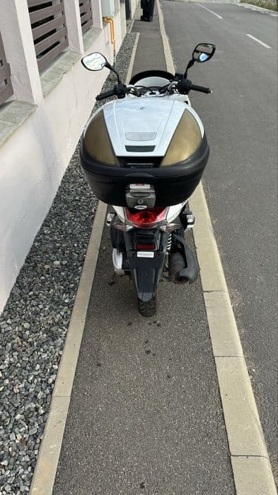 Honda pcx 125 scuter