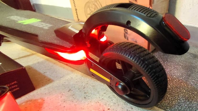 Trotinetă electrică “FREEWHEEL RIDER W6 PLUS”