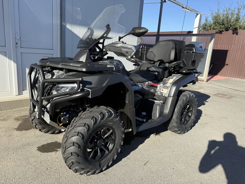 Vand cf moto 625 cu nr negru