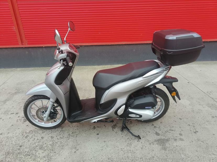Scuter Honda SH Mode