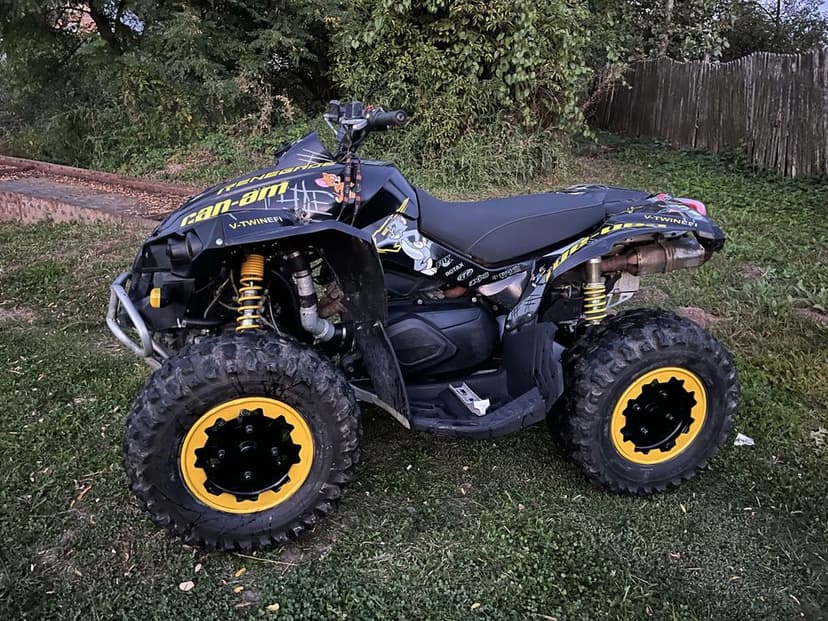 Can am redegade 800R an fab 2011 cu acte stare buna