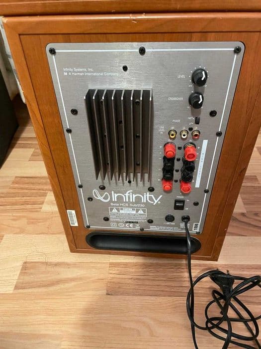 Vand Sistem Home Cinema 3.1 Infinity Beta HCS 250W 8ohmi RMS  Harman