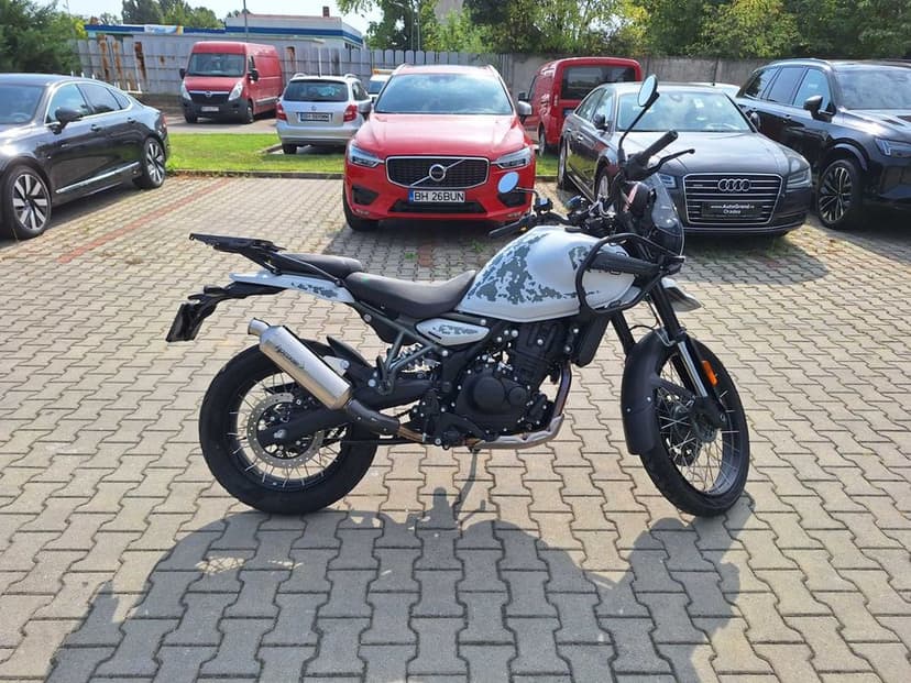 Royal Enfield Himalayan 450