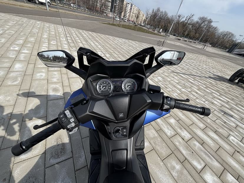Honda Forza 350cc An 2025