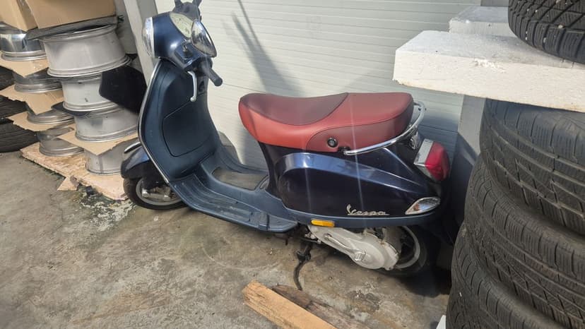 Vespa 50 lx an 2010 2t stare bună