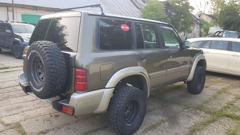 Nissan Patrol Y61 2.8TDI - pentru cunoscatori