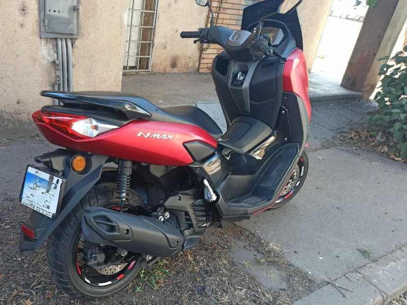 YAMAHA NMAX 125 cc – 2021  6300 Km Cat. B