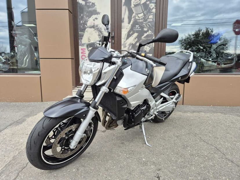 Suzuki GSR 600 ~ Garantie ~ Rate ~