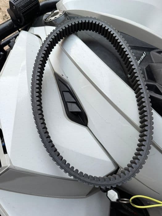 Curea redline can am renegade impecabila 30R3750