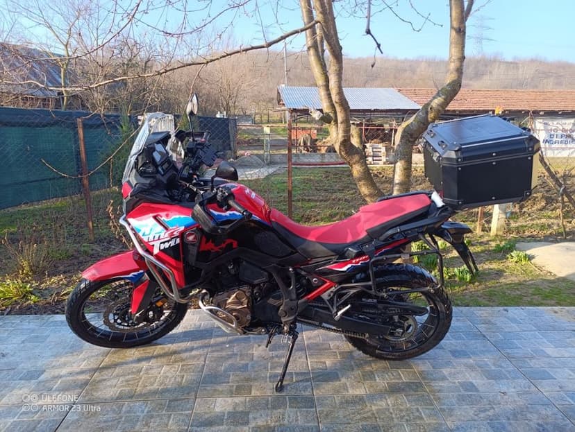 Vând CRF 1100 Africa twin DTC 2024