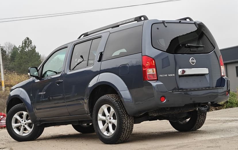 NISSAN PATHFINDER 2009/Automat/2.5 Tdi-174 Cp/4×4 All Mode/7 Locuri