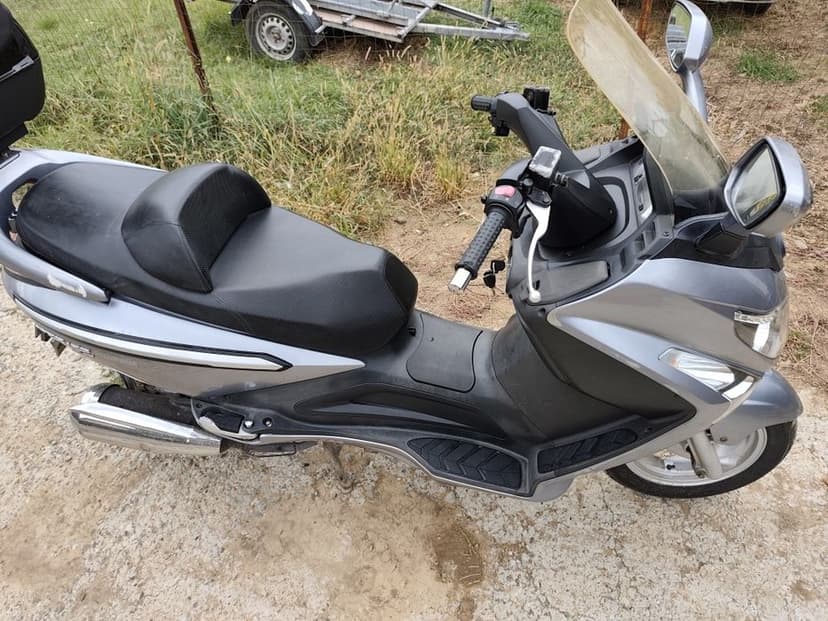 Scuter SYM GTS 125 EVO