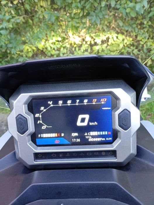 Scuter adventure Sym Adx 125