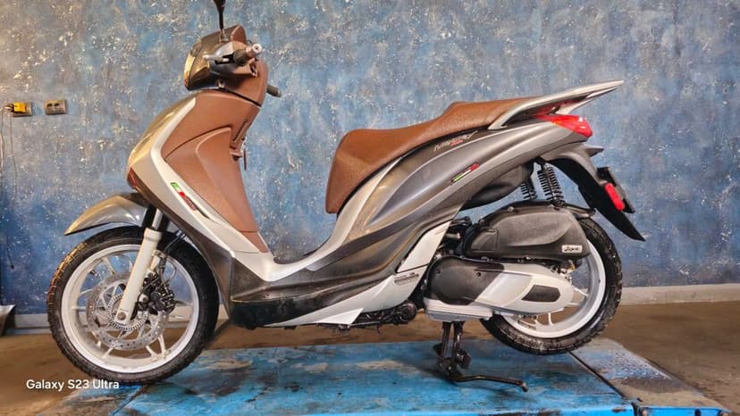 scuter piaggio medley 125 ...2016 ABS
