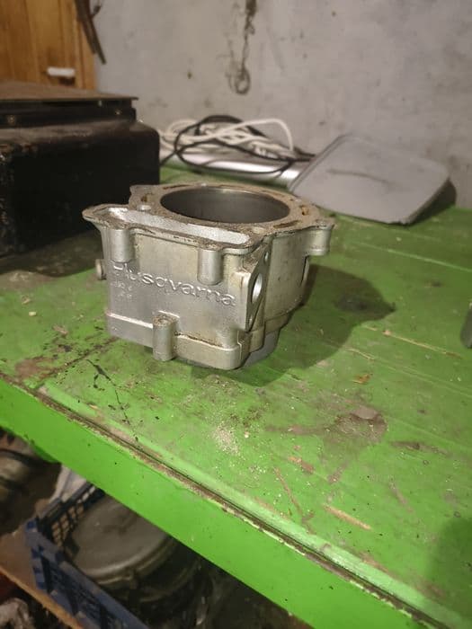 Vând honda crf 450 r 2003 și Husqvarna Fc 450