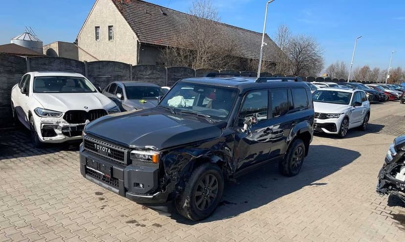 Dezmembrez Toyota Land cruiser 250 2025