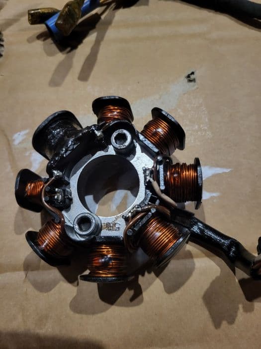 Sa ,scaun  KTM  aprindere stator KTM 450 exc 2003, ambreiaj , motor