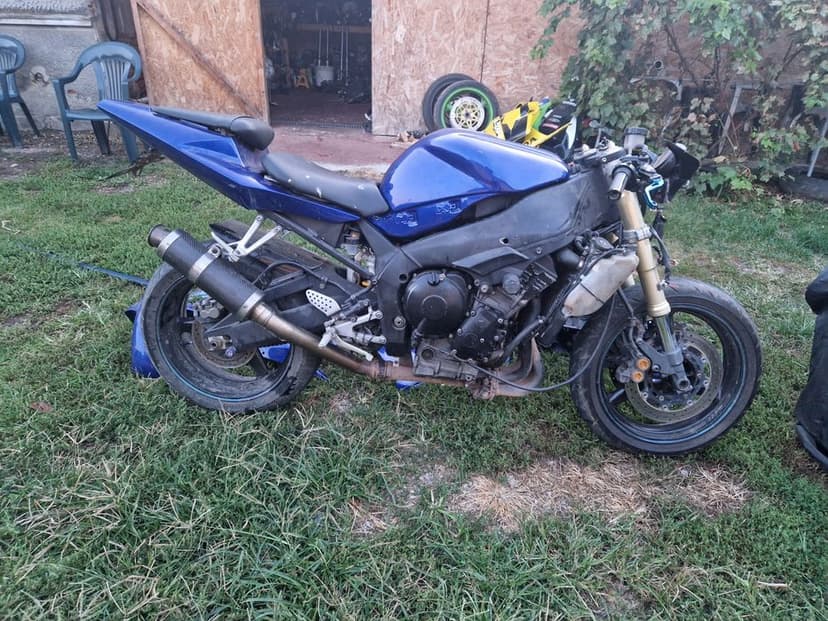 Vand Piese Yamaha YZF 1000 R1    2002