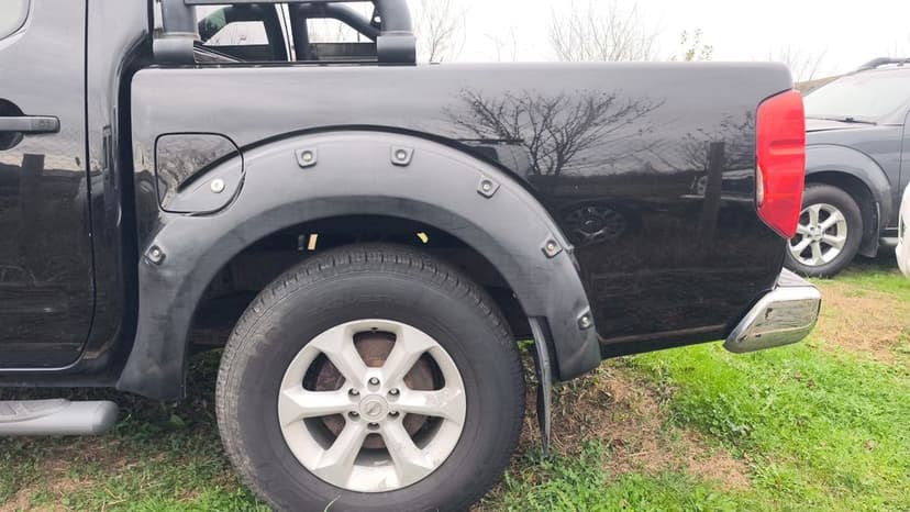 Bena-sasiu nissan navara king cab d22 d40 pathfinder