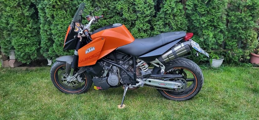 KTM SuperDuke 990, 120cp, vand sau schimb.