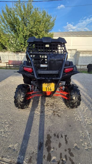 Polaris Rzr 900 cc.       Se accepta  schimburi