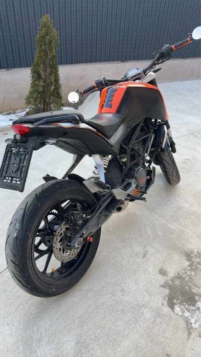 Ktm duke 125 anul 2015