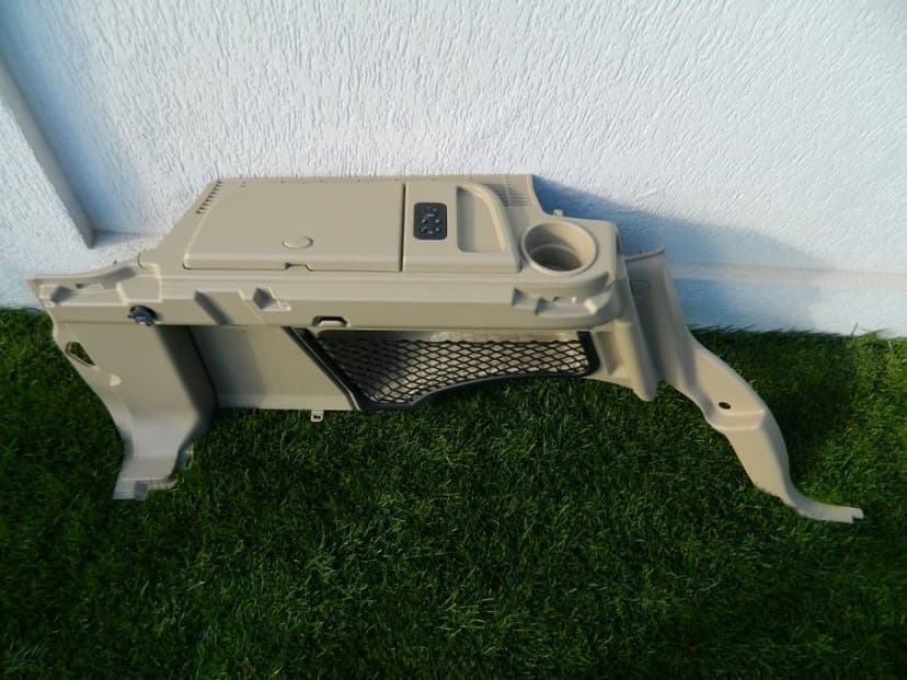 Protectie portbagaj stanga Land Rover Discovery 3 model 2004-2009