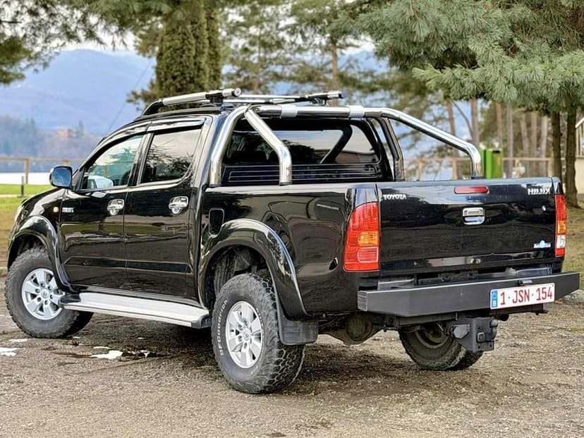 - IMPECABILA Toyota Hilux ANTARCTICA 3.0Tdi 170cp Manuala Full