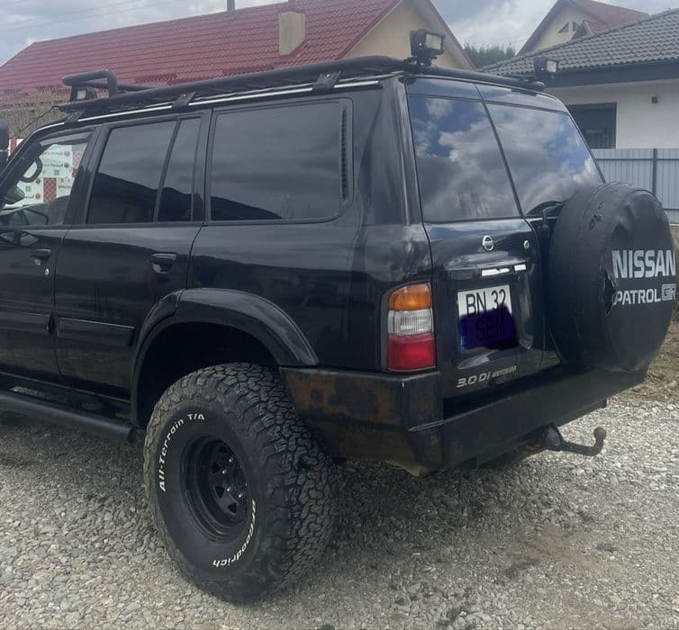 Nissan Patrol Autoturism