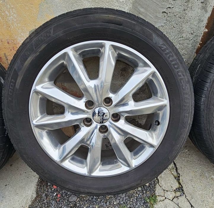 Roti Jante jeep Cherokee cu anvelope vara 18"