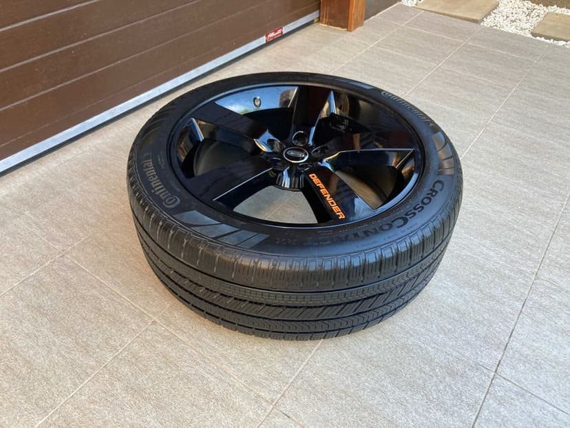Land Rover Defender R22 + Continental Nou 275/45R22 - Rezerva Noua