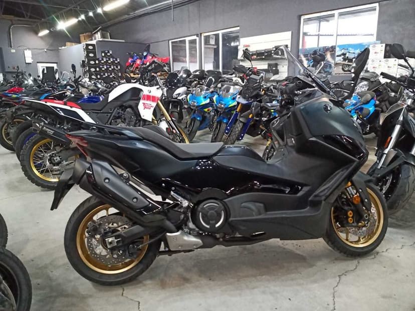 Yamaha T-Max 2024 nou 0 km - Yamaha Constanta by EST BIKE