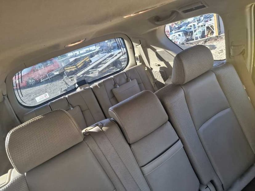 dezmembrez dezmembrari toyota land cruiser j150 an 2013 7 locuri