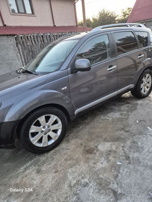 Vand masina in stare buna an 2008