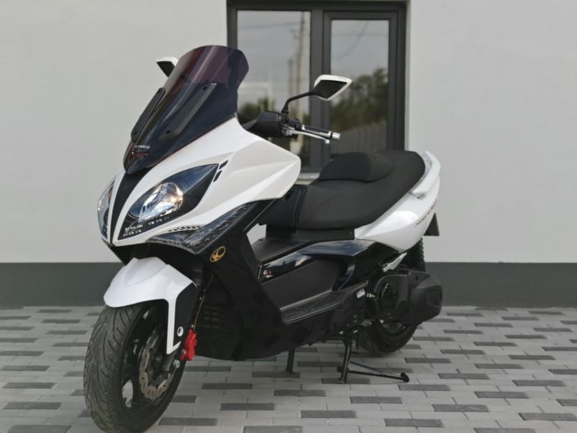 Maxi Scuter Kymco Xciting 500iR 2012 15.000Km Cat A2