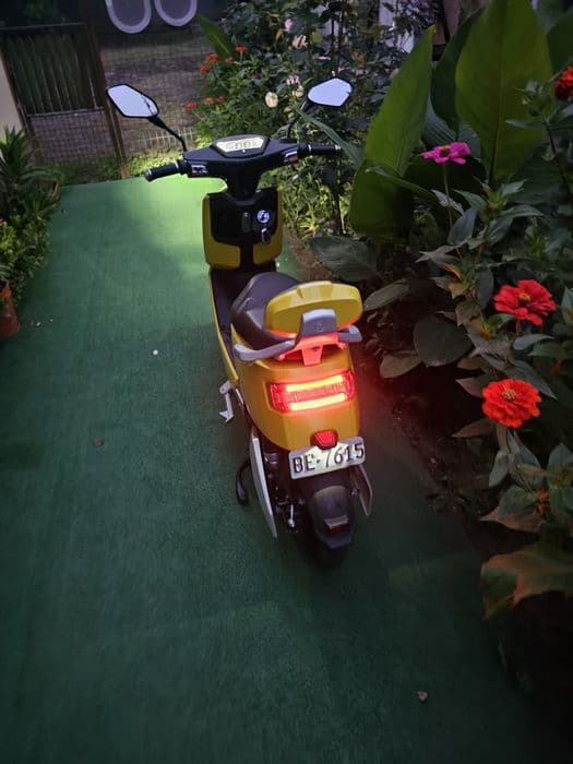 Vând scuter next nx1