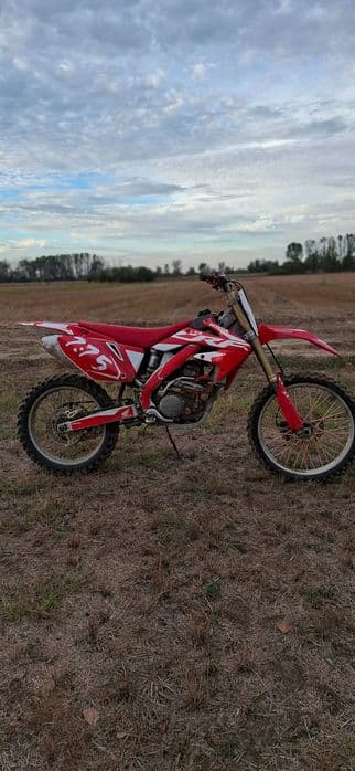 Honda CRF250R + roti SM