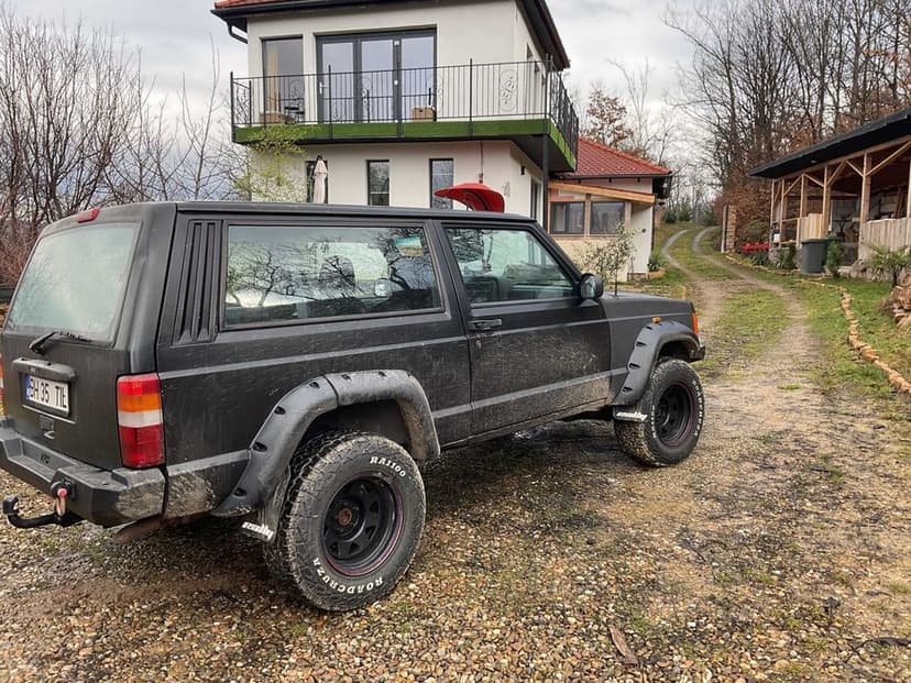 Jeep Cherokee de vanzare