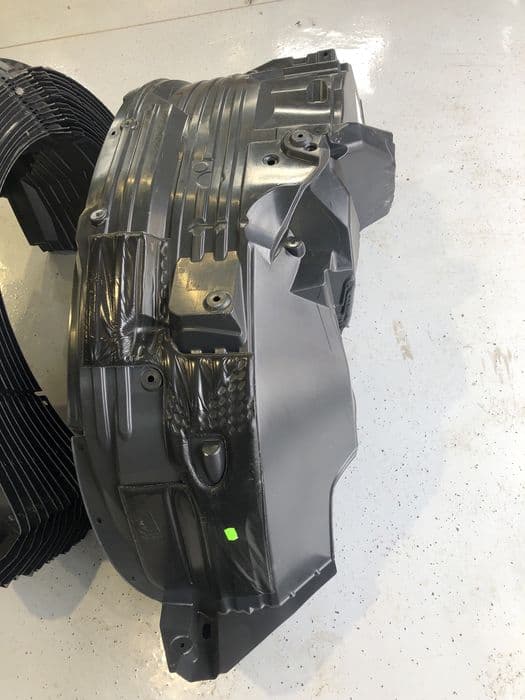 Carenaj fata stanga/dreapta Nissan Navara Pathfinder nou original