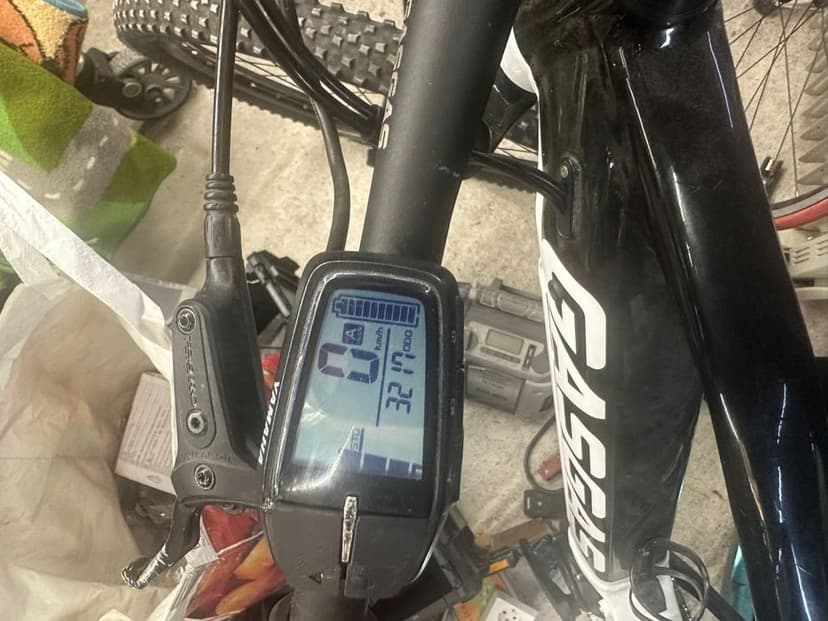 Bicicleta eBike GASGAS CROSS COUNTRY 2.0 29er M/L 2024 Cube Trek KTM