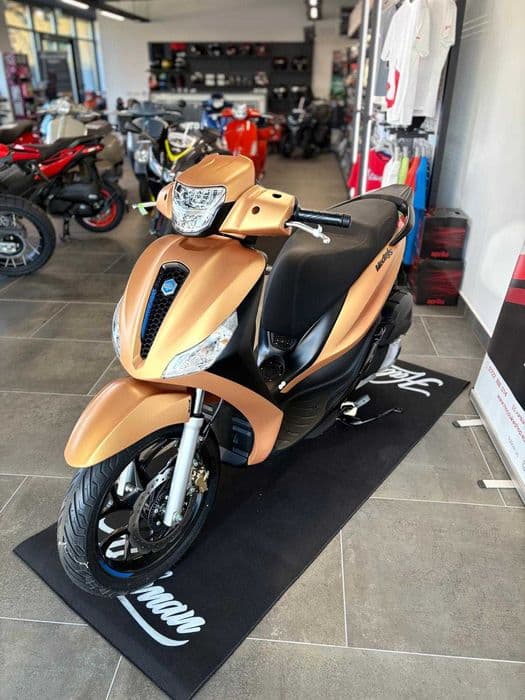 Scuter Piaggio Medley 125 S Euro 5+, Moto Bike Shop, Rate TBI Bank