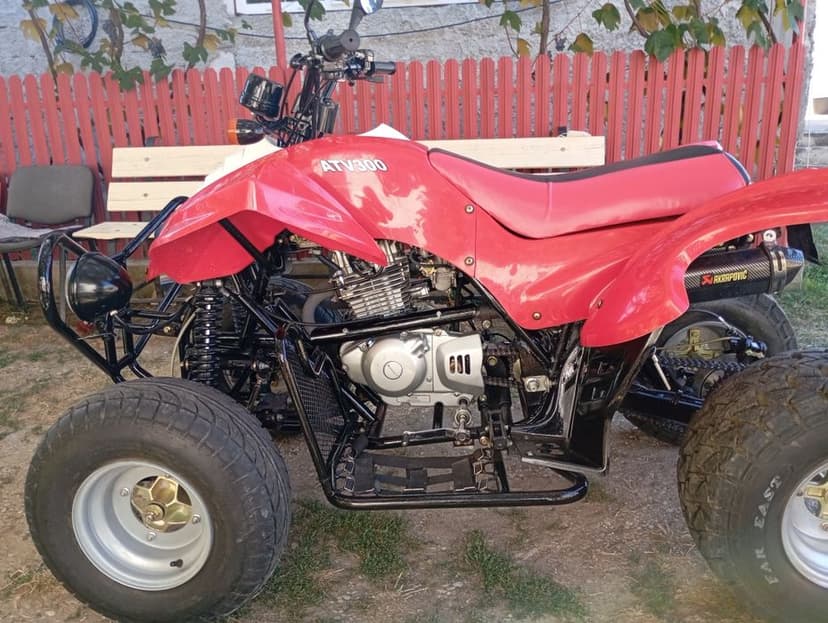 De vânzare ATV 300 super sport