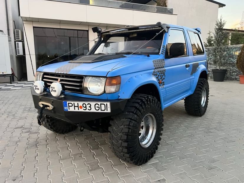 Mitsubishi Pajero 3.0 Benzină mk2 4X4